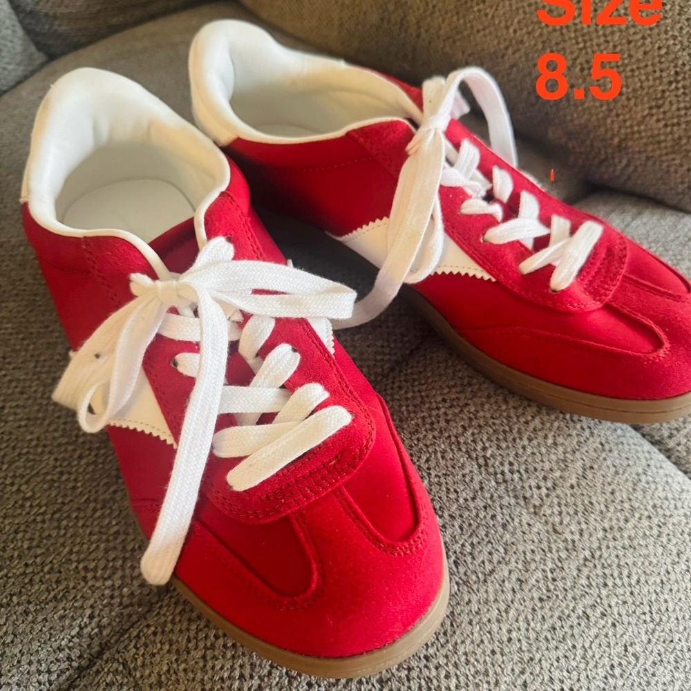 Stylish Red Women Shoes